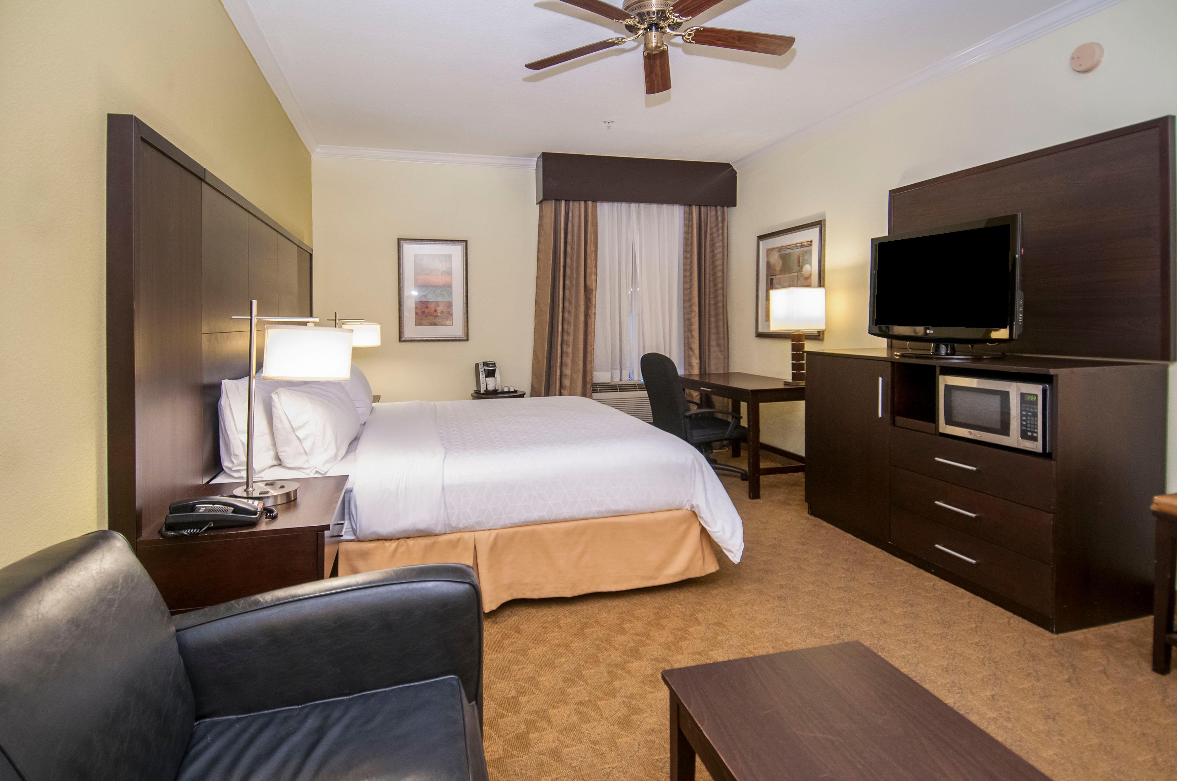 Holiday Inn Express Hotel & Suites Houston North Intercontinental By Ihg Eksteriør billede